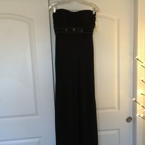 Alexia Designs Strapless Dress